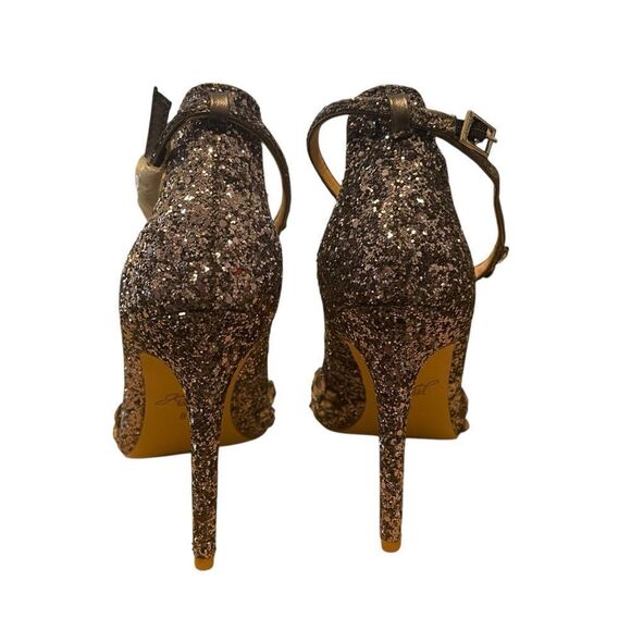 Jewel Badgley Mischka Conroy Metallic Glitter T Strap Heels Silver Size 8.5 - Picture 3 of 6